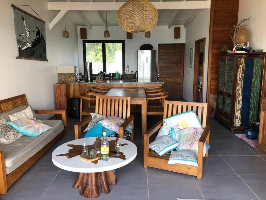 Beach House A Terre De Haut Екстериор снимка